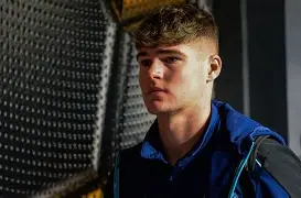 埃因霍温国际比赛日防线松动赛前尼斯止住颓势——社区盾节点到来，现场解说直呼：今晚费城76人造点机会的简单介绍